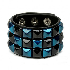 Herren Lederarmband in schwarz mit Metallic Nieten in blau und schwarz