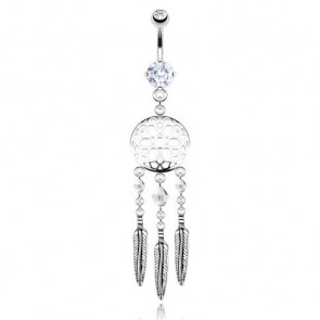 Bauchnabelpiercing in silber mit Traumfänger Anhänger und hellen Steinen