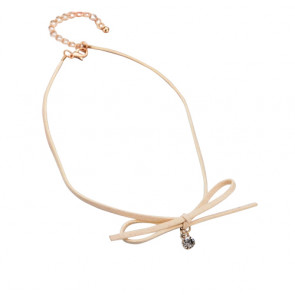 Süsse Choker Kette in beige mit Schleife