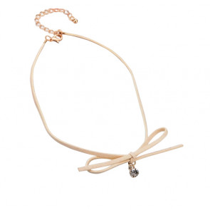 Süsse Choker Kette in beige mit Schleife