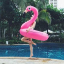 Aufblasbarer XXL Flamingo Schwimmring in pink -Bild 2